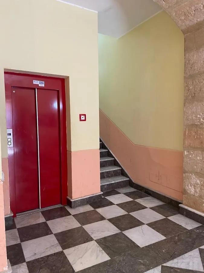 Suk-Al-Bahlara Apartment Palermo